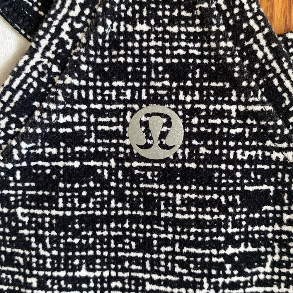 Lululemon Tank - Picture 5 of 5